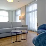 Bank House Deluxe 204 - Griwa Rent Appartamento *