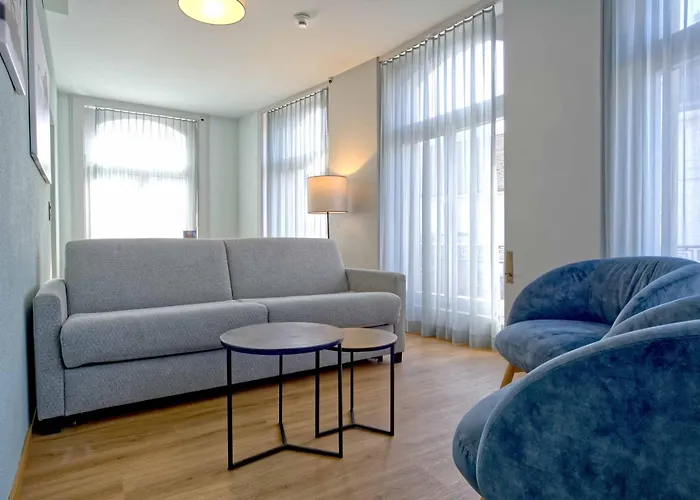 Bank House Deluxe 204 - Griwa Rent Apartmán *